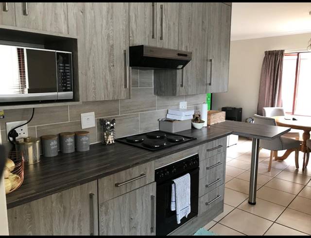 3 BEDROOM CLUSTER RENTED IN CRAIGAVON